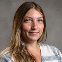 Potrait photo of graduate student Caterina Belle Azzarello-Nichols.